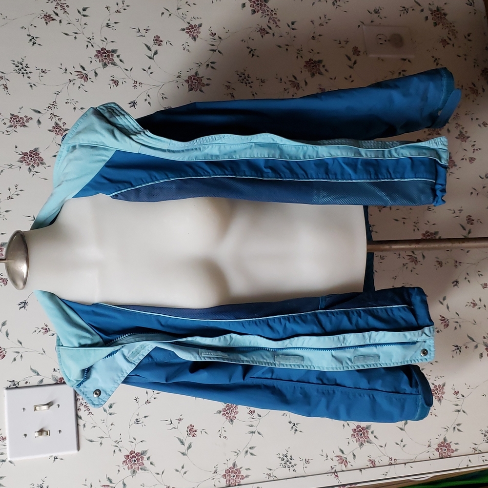 HOST PICK X2.  L.L. Bean 3 In 1 Women's Jacket Size Small - Picture 6 of 6